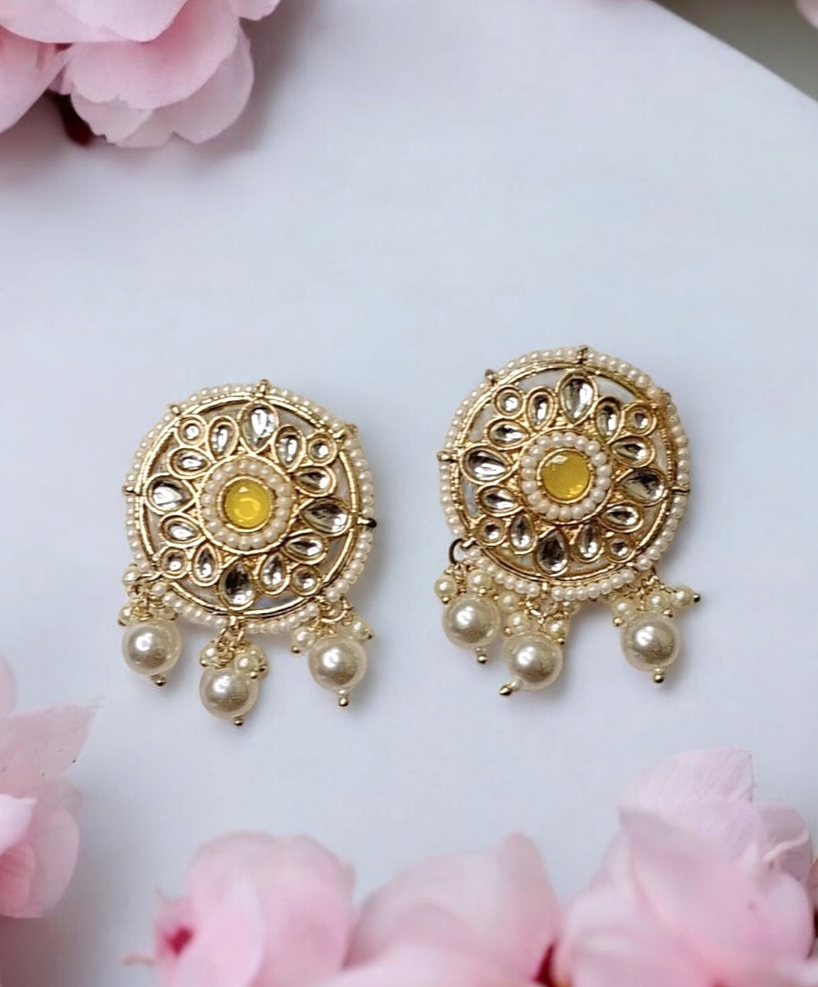 Anaira yellow stone Choker set