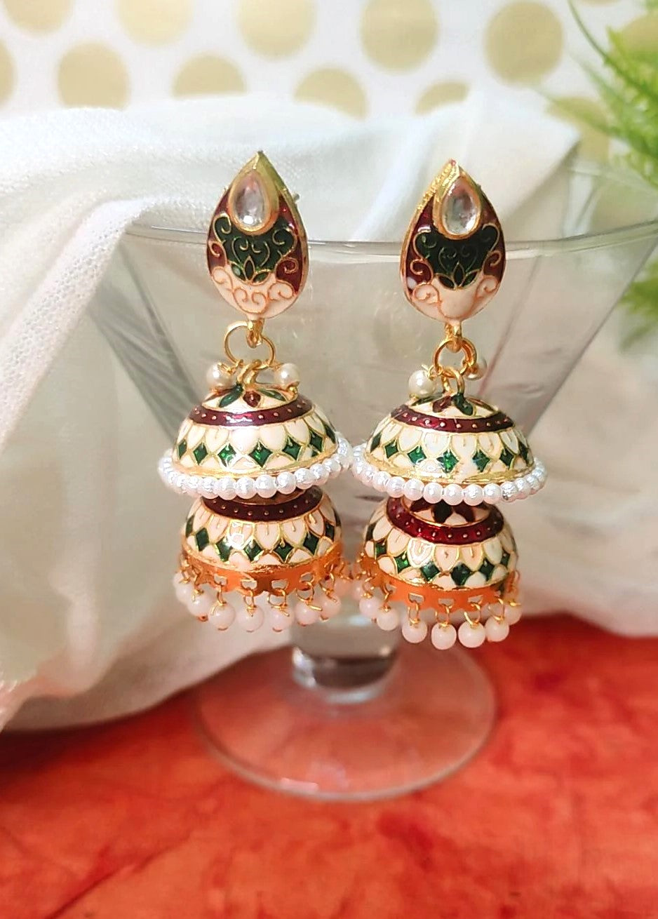 Dhruvi Off-white Jhumka