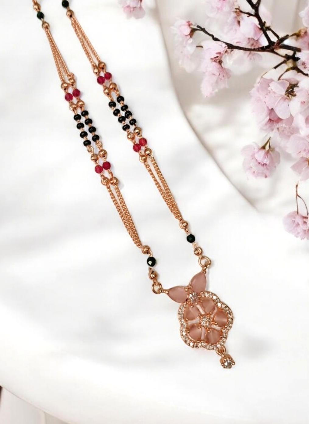 Floral vows pink crystal rose gold short mangaslutra