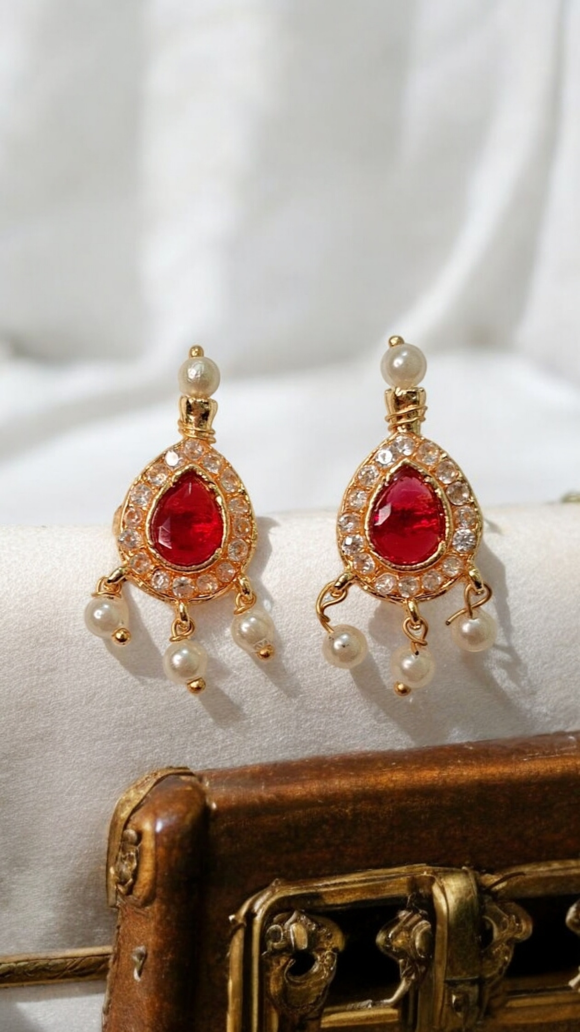 Juilee multicolor stone tanmani set