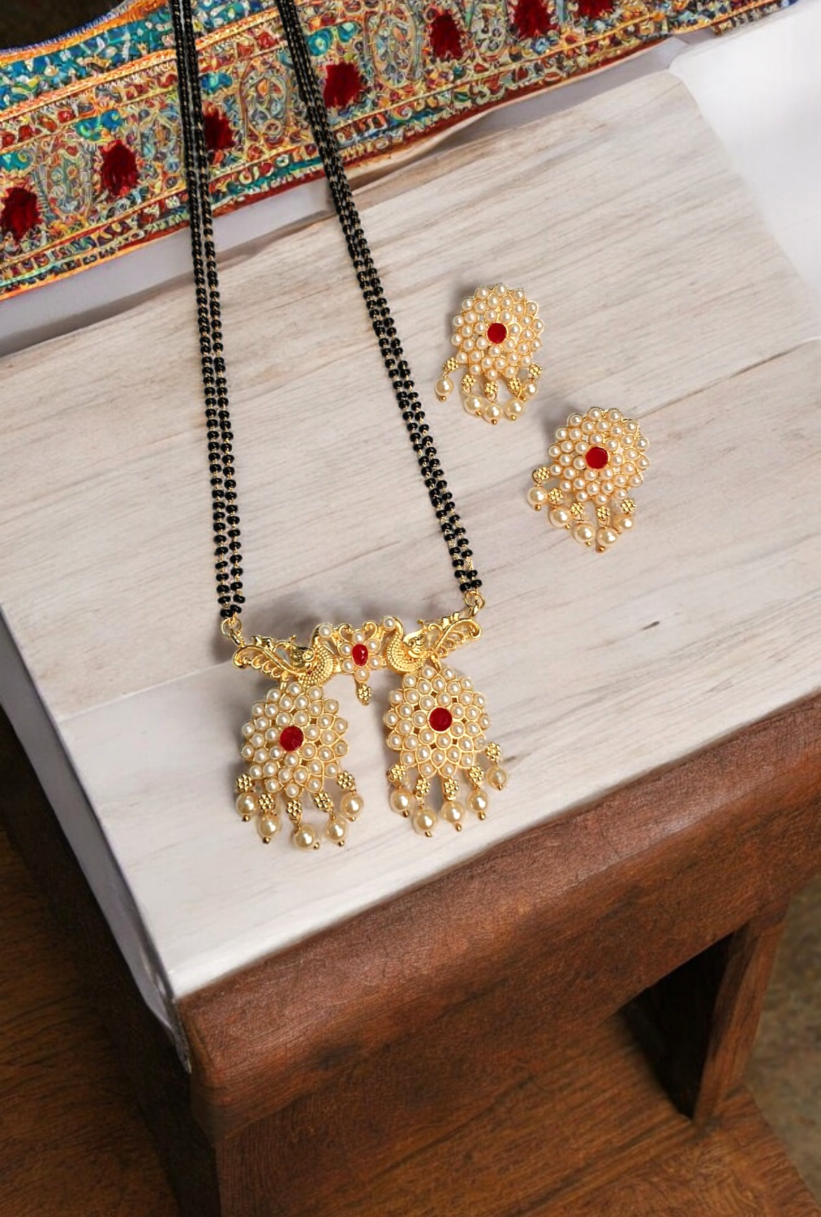 Pearl moti short mangalsutra set