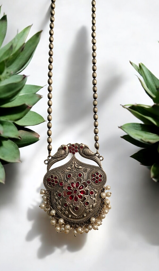 Rajvi pink stone oxidised necklace