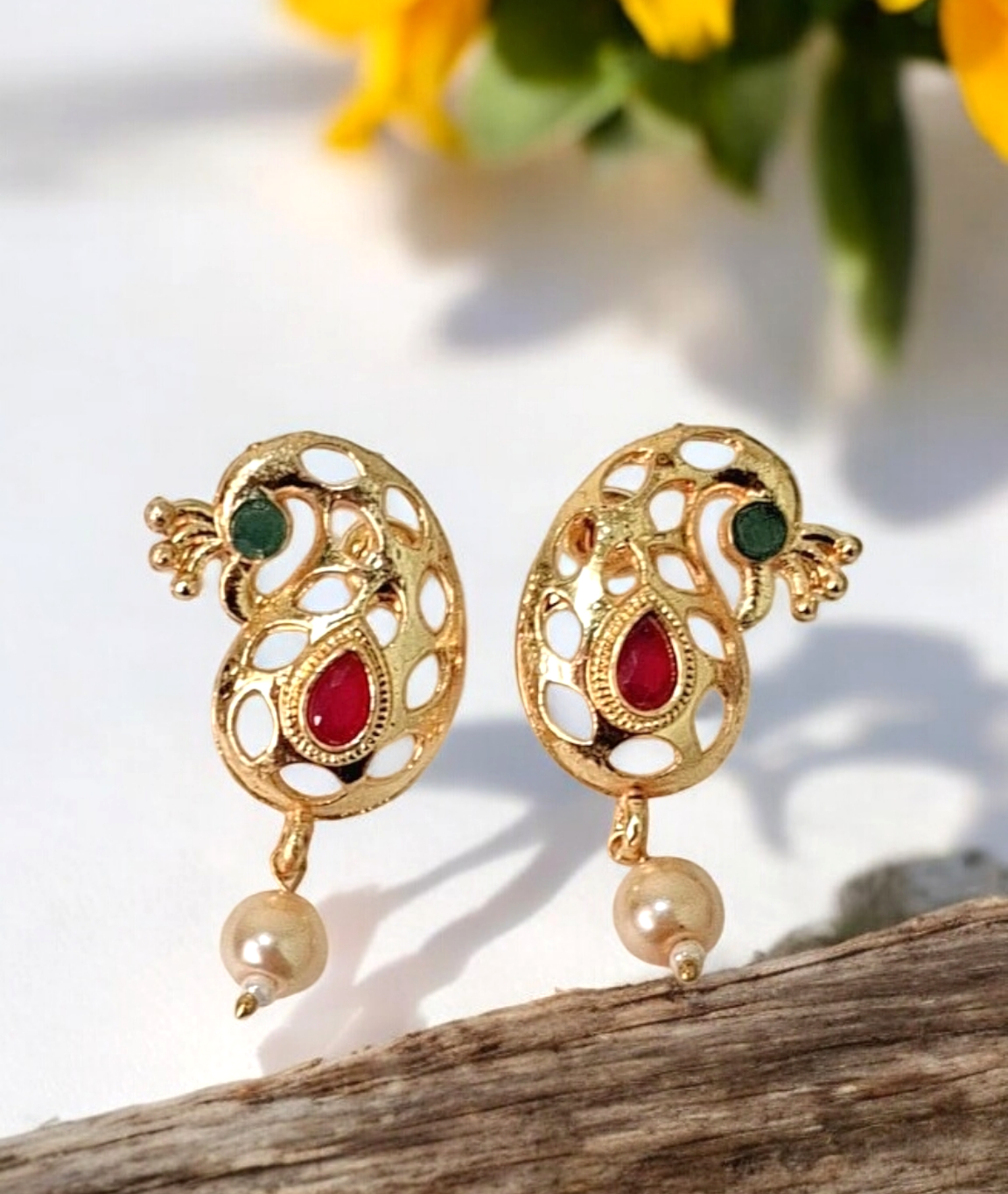 Vibrant Pavo short mangalsutra set