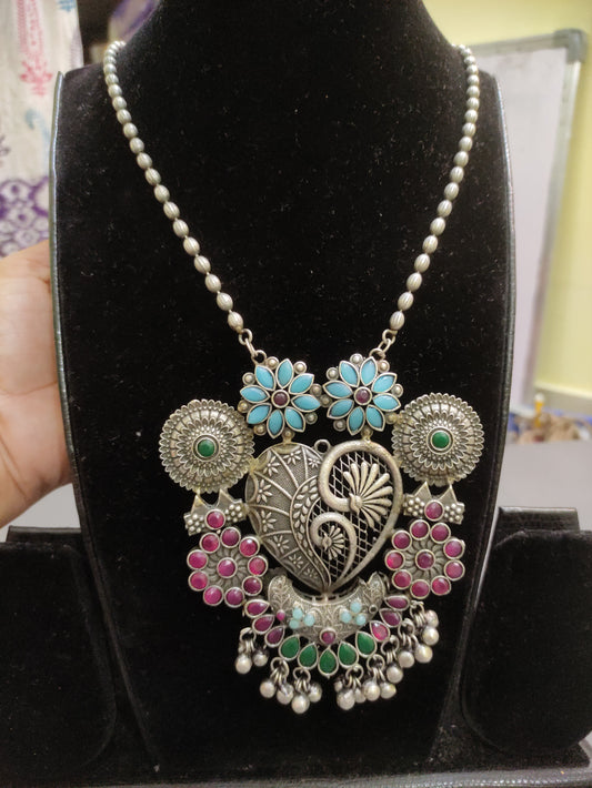 kavya Jia silver oxidised necklace