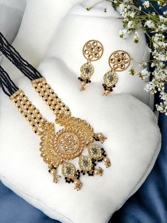 Anokhi Royal Necklace Set