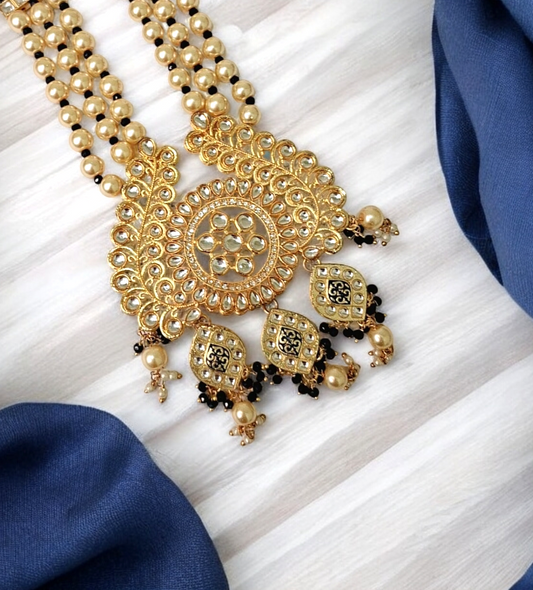 Anokhi Royal Necklace Set