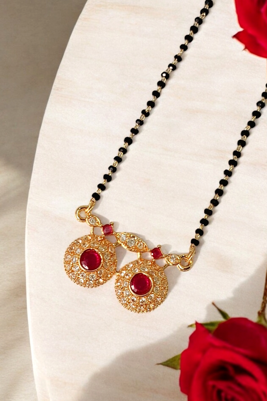 Bakul bloom wati short mangalsutra