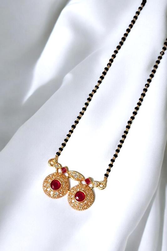 Bakul bloom wati short mangalsutra