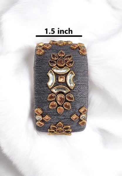 Ivy Gray silk thread kada