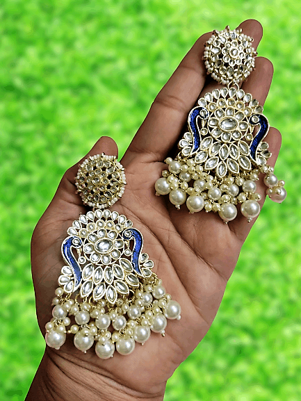 Neera kundan earrings