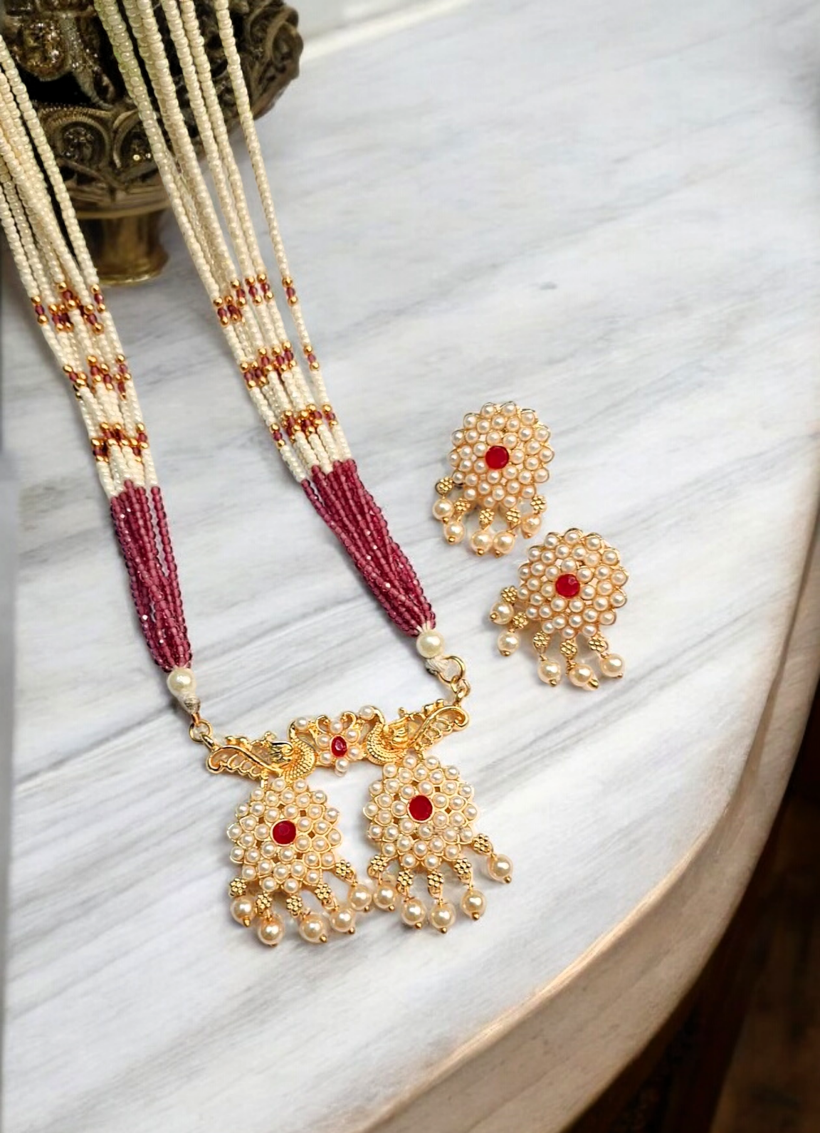 Parijat gold plated tanmani necklace set