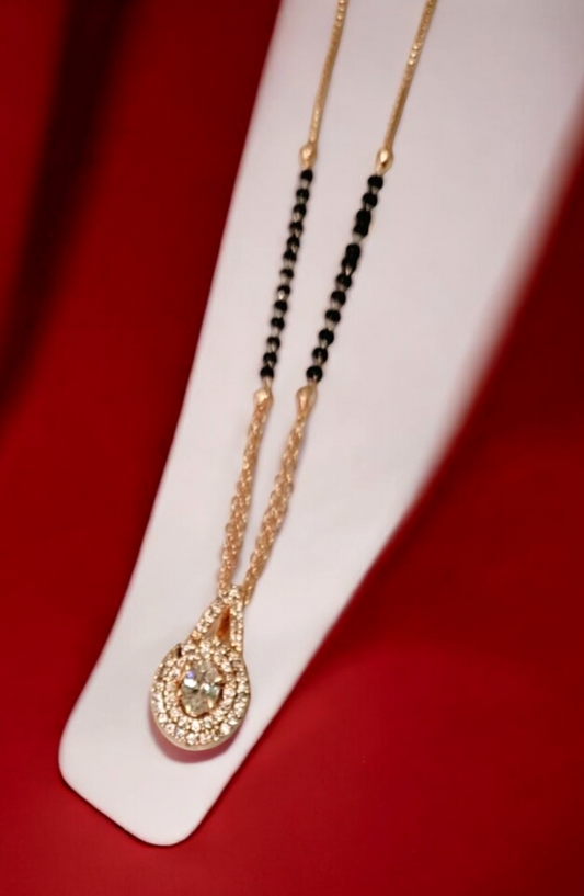 Regal charm rosa gold short mangalsutra