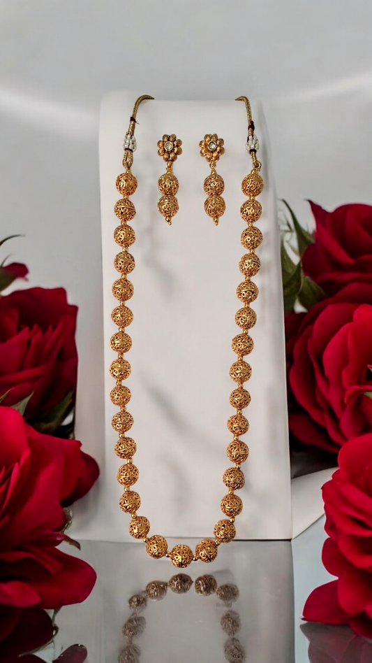 Subhasini gold plated beaded necklace set