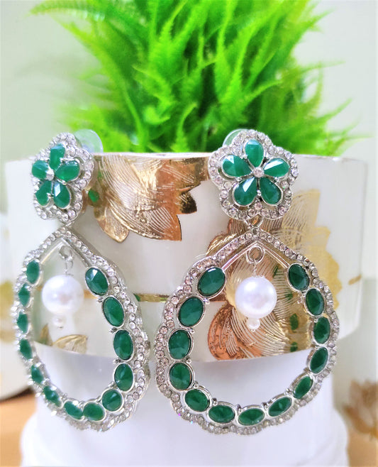 Rhea sunshine green earrings