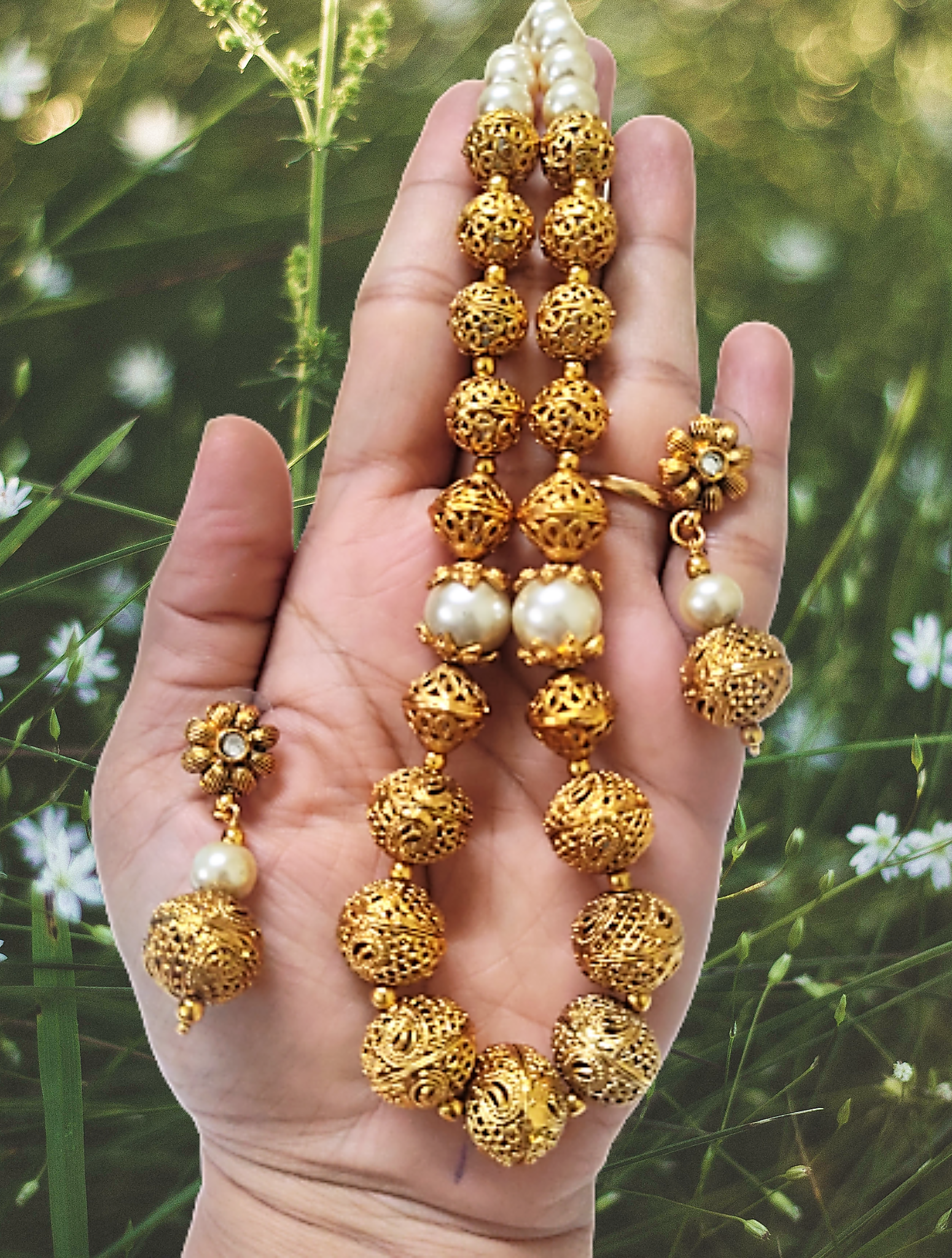 Gold plated bead online necklace